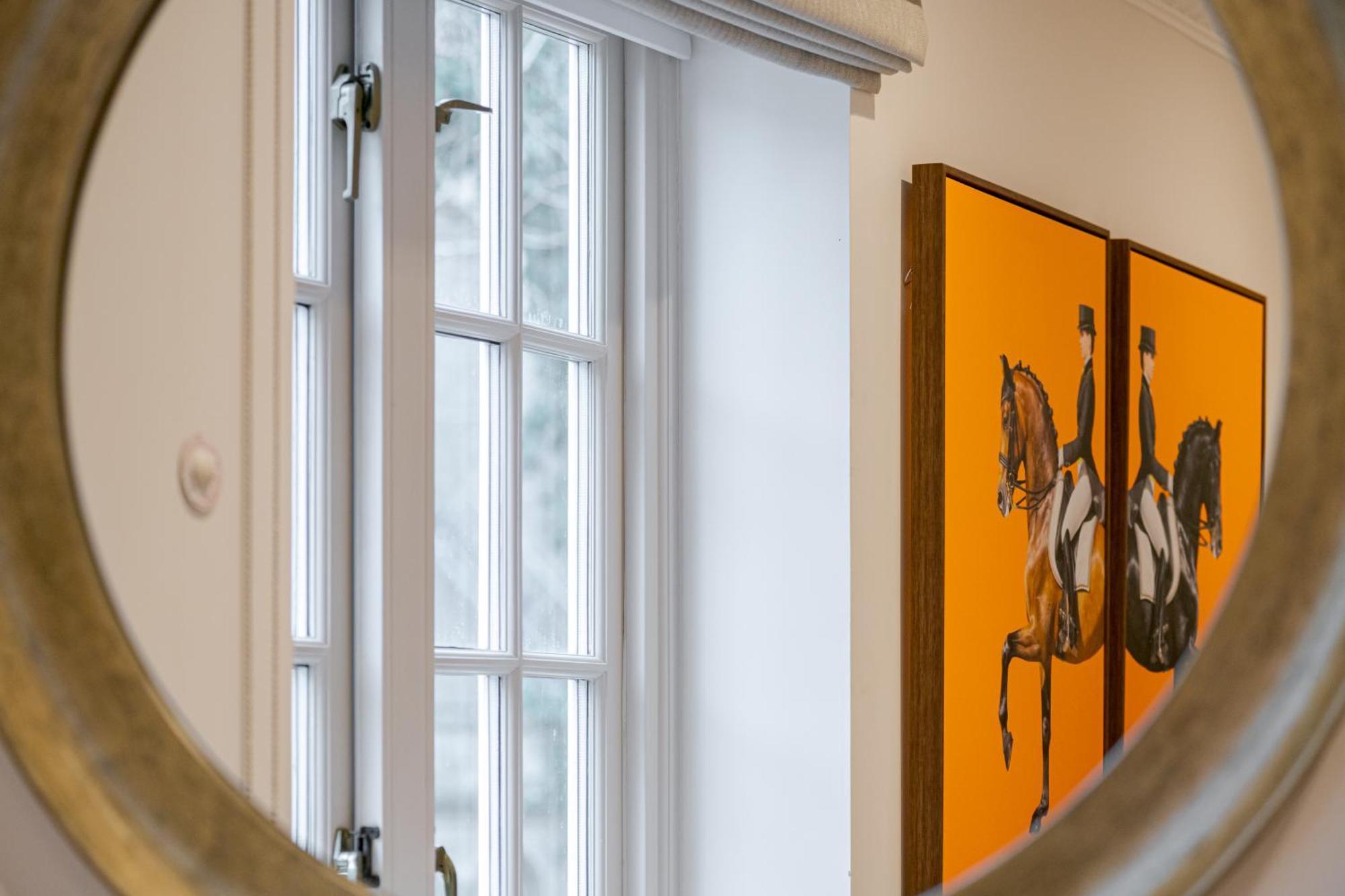 Exclusive 3Br Mews Home In Belgravia With Ac And Garage Parking