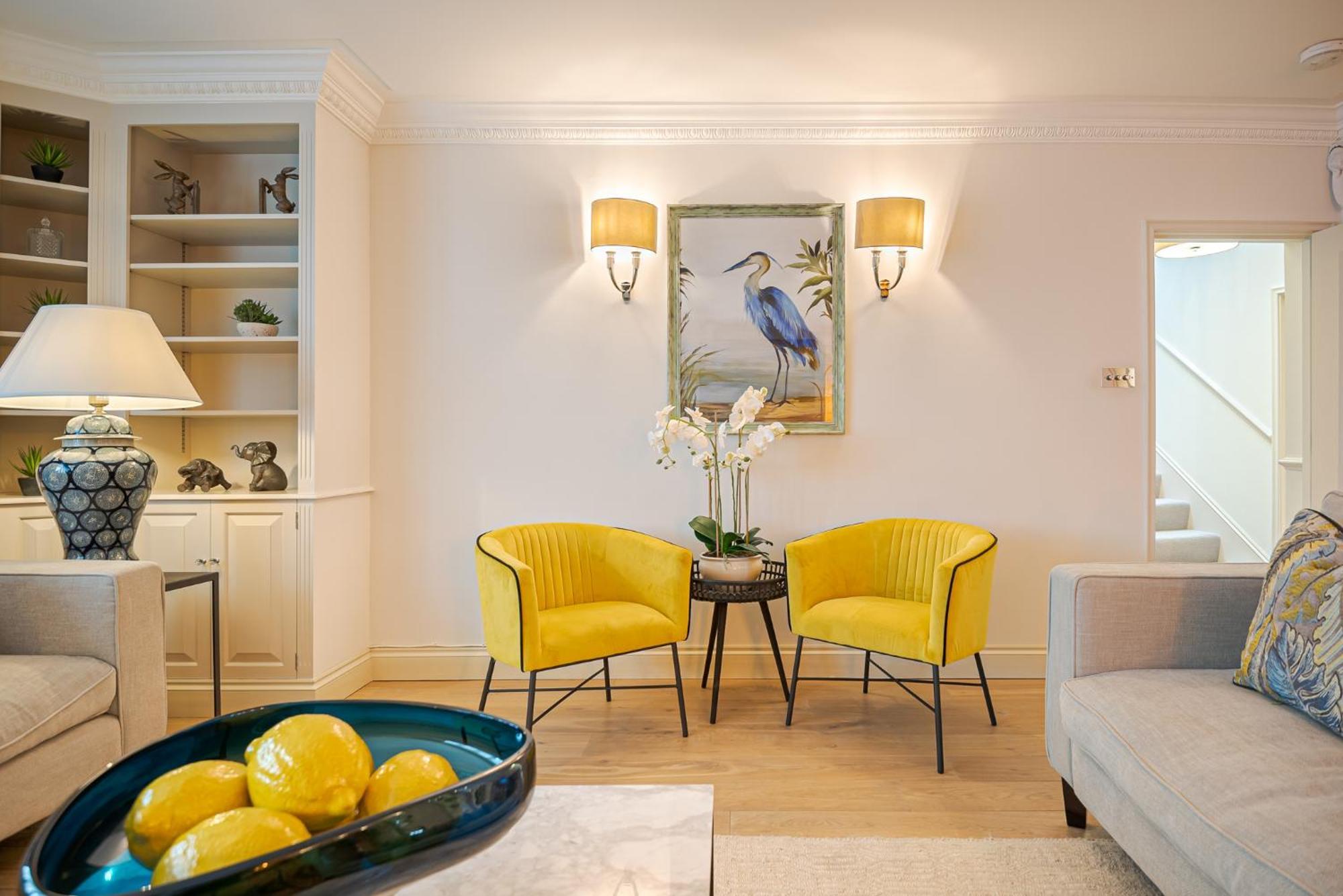 Exclusive 3Br Mews Home In Belgravia With Ac And Garage Parking