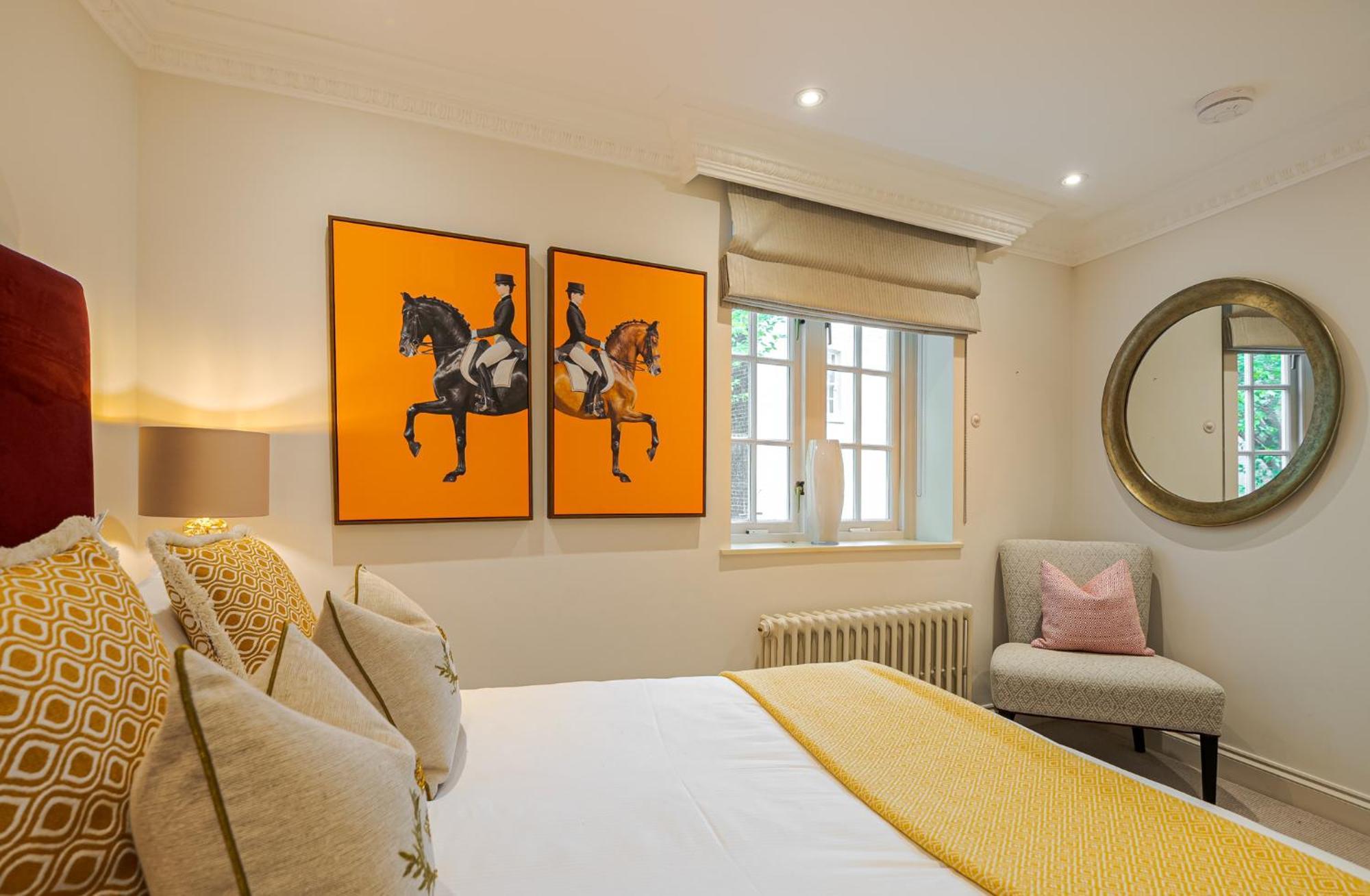 Exclusive 3Br Mews Home In Belgravia With Ac And Garage Parking Apartment London
