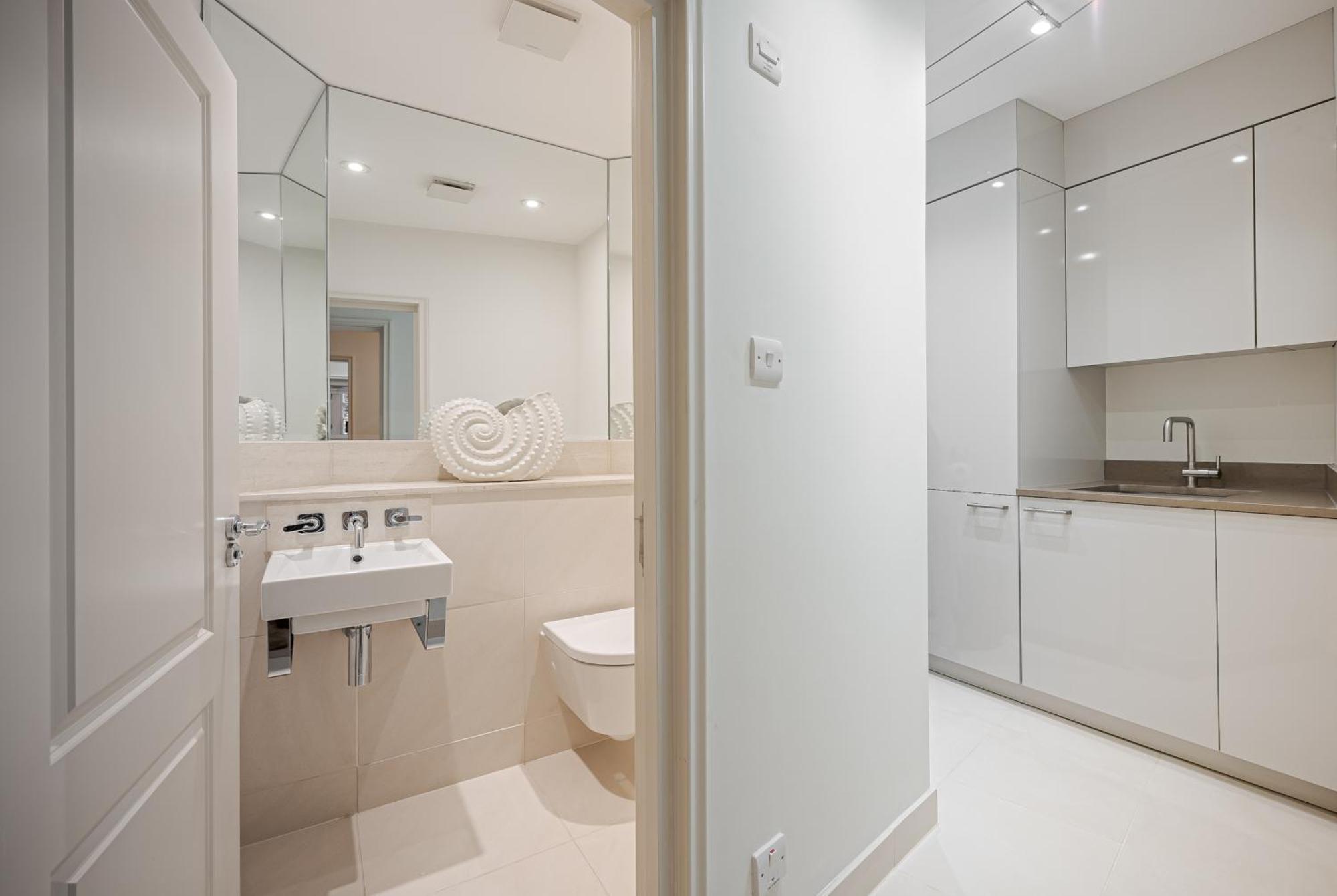 Exclusive 3Br Mews Home In Belgravia With Ac And Garage Parking Apartment London