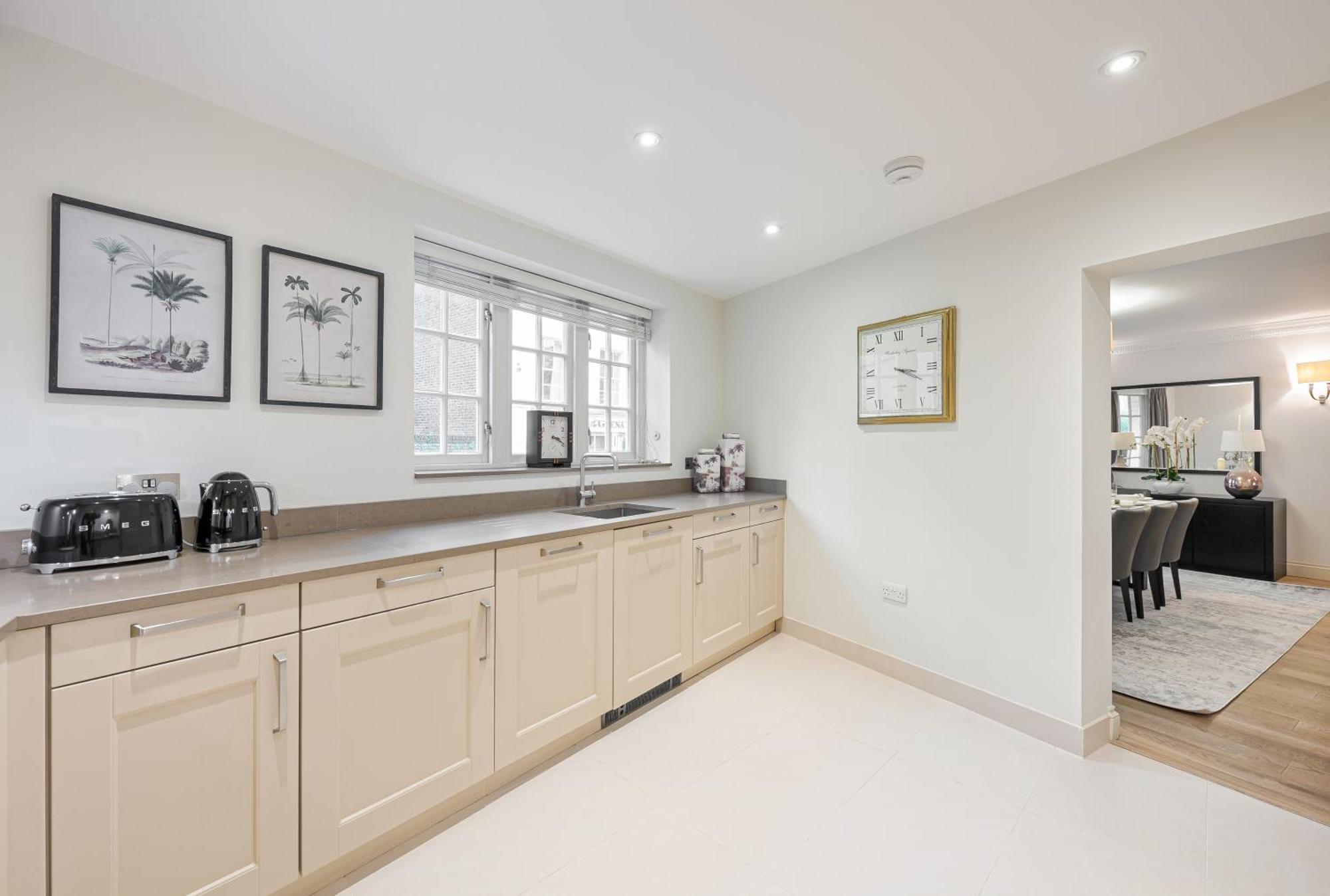 Exclusive 3Br Mews Home In Belgravia With Ac And Garage Parking * London