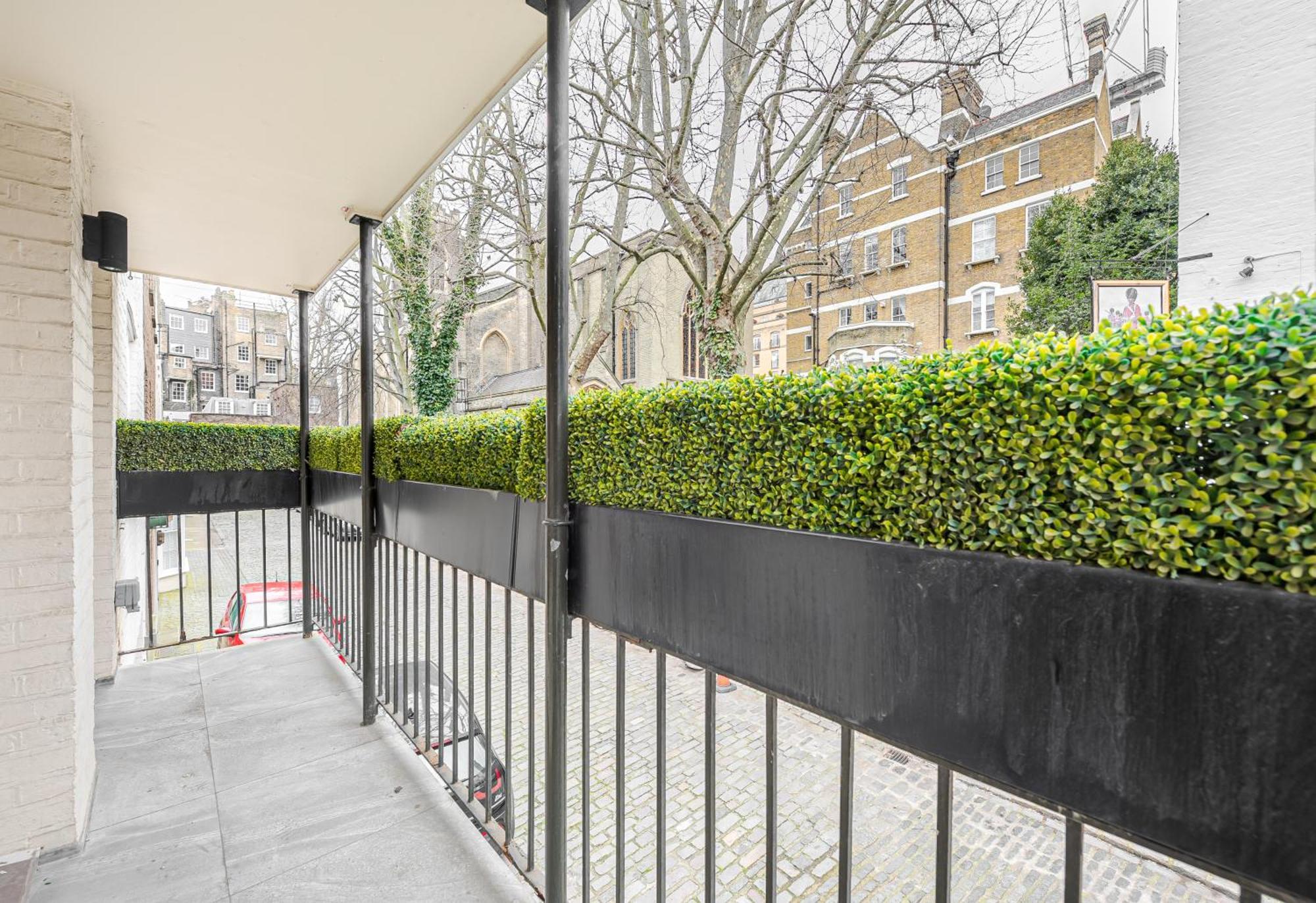 Exclusive 3Br Mews Home In Belgravia With Ac And Garage Parking London