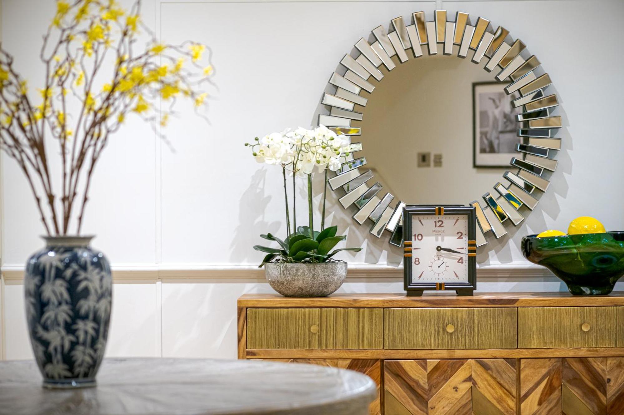 Exclusive 3Br Mews Home In Belgravia With Ac And Garage Parking *
